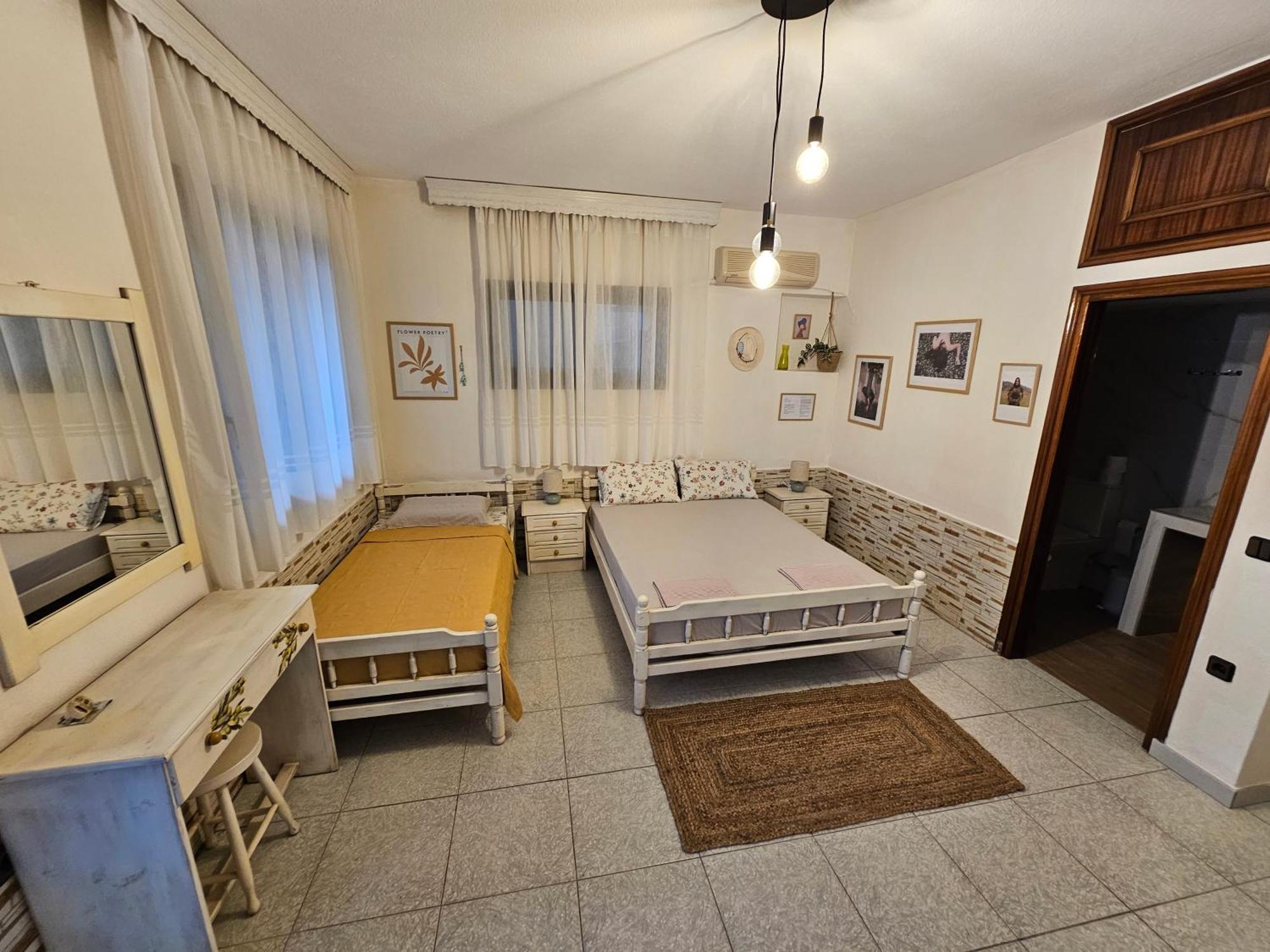 Villa Kirki Nea Iraklitsa Exteriör bild