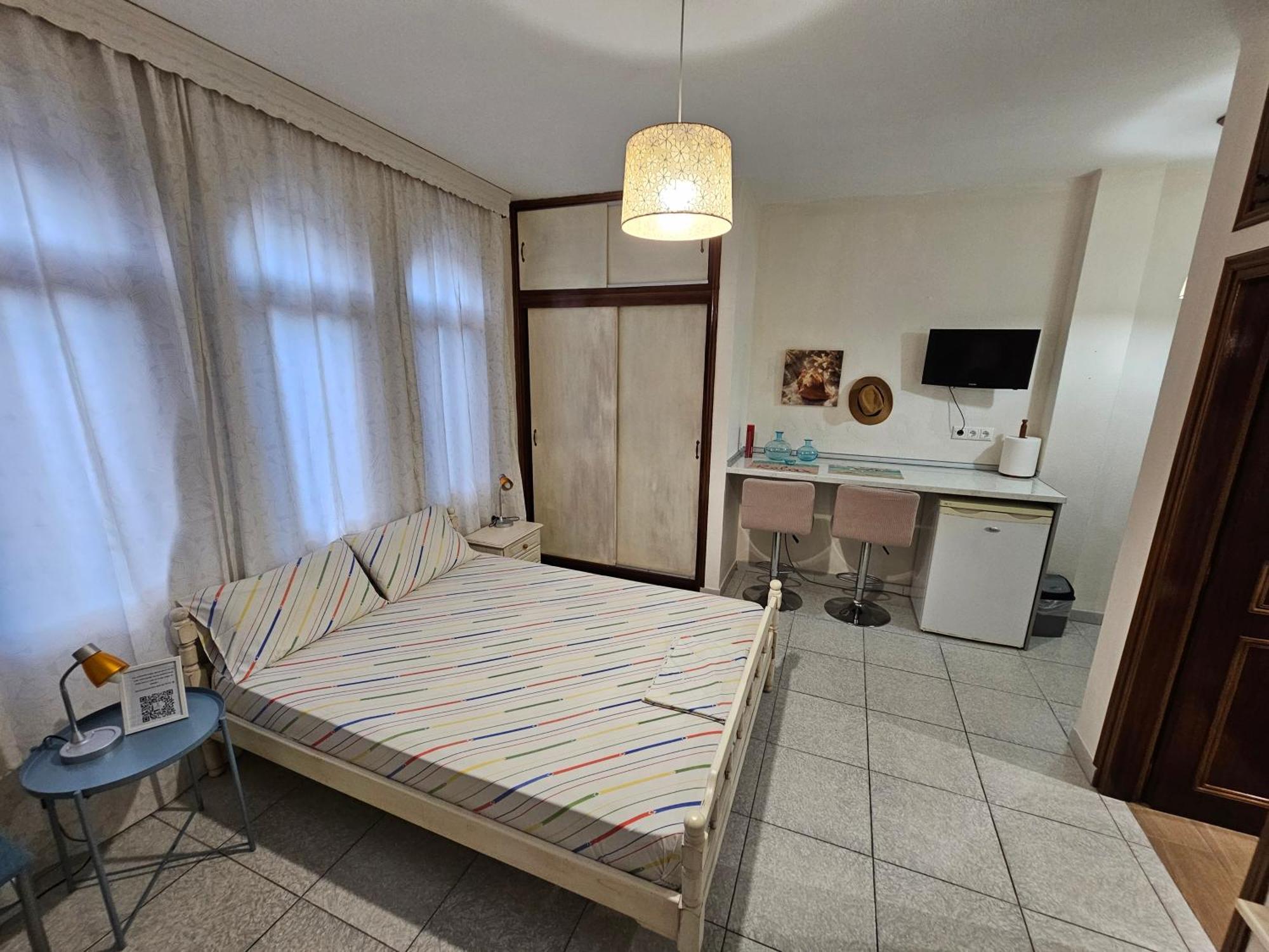 Villa Kirki Nea Iraklitsa Exteriör bild